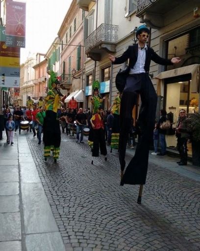 I segreti dell’associazione Familupis: “Passione, trampoli e voglia di fare gruppo”