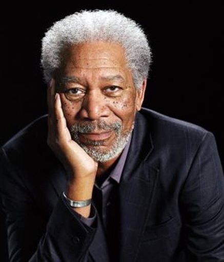 Morgan Freeman al bar Punta di Vernante? Se non è lui è un suo sosia!