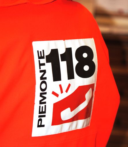 Cuneo: macchina fuori strada sulla bovesana