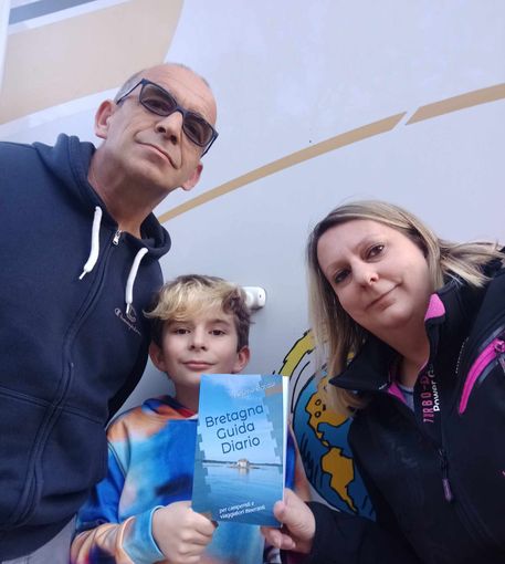 Amano viaggiare in camper insieme a loro figlio, famiglia cuneese condivide consigli e mete Amano viaggiare in camper insieme a loro figlio, famiglia cuneese condivide consigli e mete