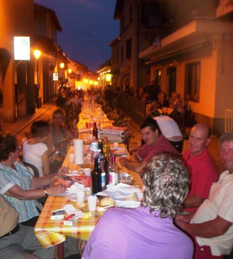 Una passata edizione di "Pizza in Piazza" a Revello