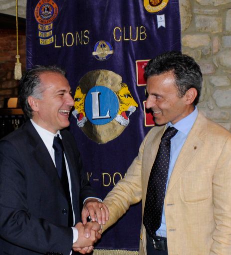 Il passaggio di consegne fra Daniele Robaldo e il nuovo presidente Ivano Dho