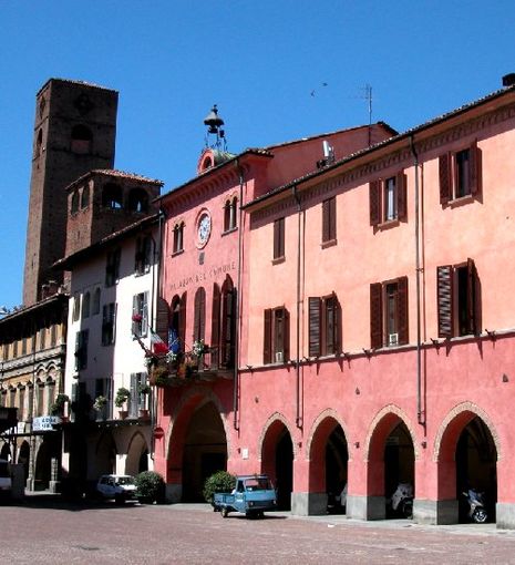 Al Comune di Alba bando di concorso pubblico per due posti di “Istruttore tecnico contabile” Al Comune di Alba bando di concorso pubblico per due posti di “Istruttore tecnico contabile”