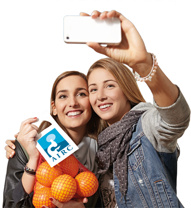 Davanti alle scuole di Paesana, venerdì tornano le “Arance della salute” per aiutare a battere il Cancro