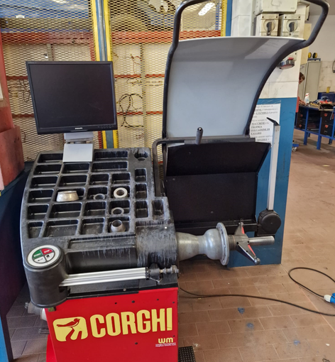 Donato un equilibratore all'istituto "Garelli" di Mondovì