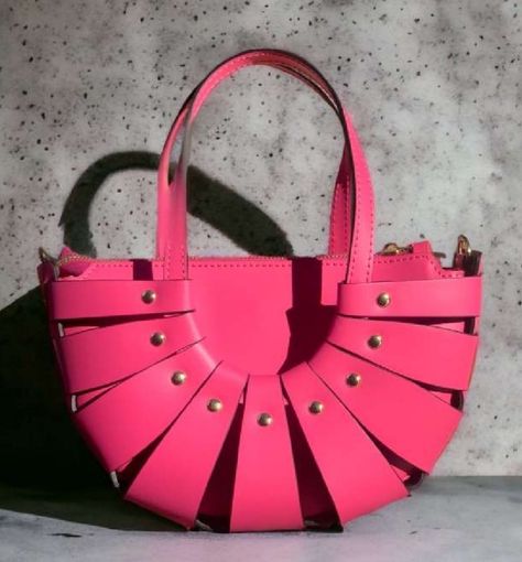 "Gli Ambulanti di Forte dei Marmi®” ad Entracque domenica 11 agosto