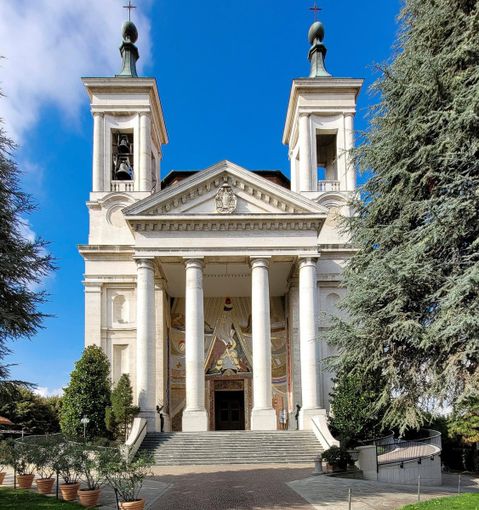Madonna dei Fiori, Bra