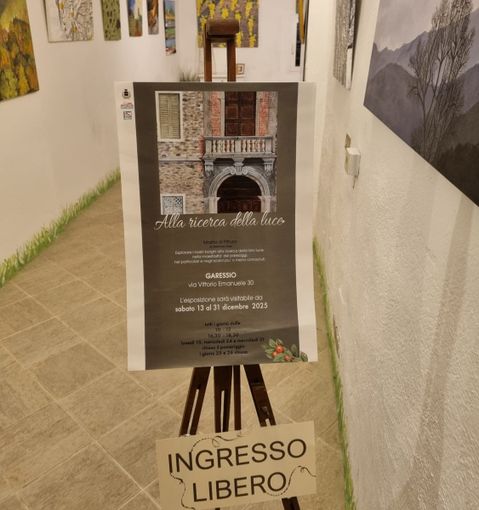 Garessio, inaugurata la mostra di pittura di Stefani Nasi