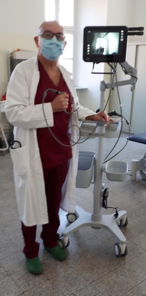 Il videolaringoscopio donato dalla ditta Astesana all'ospedale di Saluzzo