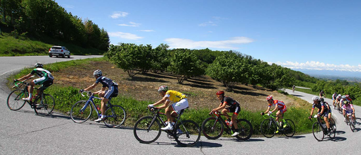 Ciclismo: Granfondo Bra-Bra, dorsale personalizzato a chi si iscrive entro il 15 aprile Ciclismo: Granfondo Bra-Bra, dorsale personalizzato a chi si iscrive entro il 15 aprile