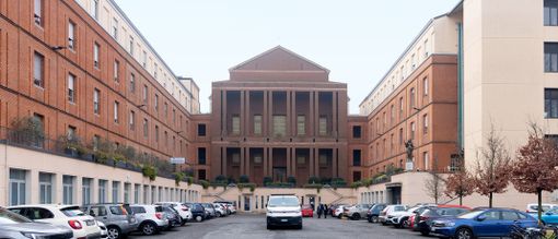 Hoval: energia efficiente per il benessere delle persone Hoval: energia efficiente per il benessere delle persone