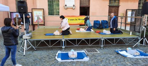 Giocare con l'arte a scuola: dal 15 maggio all'11 giugno a Cherasco Giocare con l'arte a scuola: dal 15 maggio all'11 giugno a Cherasco