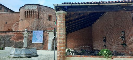 Telecamera in piazza Castello a Saluzzo per il monitoraggio dell'accesso veicolare nel centro storico