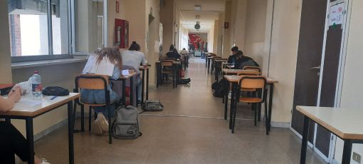 Poche ore all'inizio degli esami di Maturità, Robaldo: "Passaggio di vita importante. In bocca al lupo" Poche ore all'inizio degli esami di Maturità, Robaldo: "Passaggio di vita importante. In bocca al lupo"