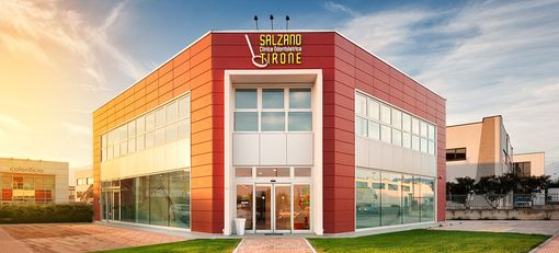 La Clinica Salzano e Tirone ad agosto non va in vacanza e resta a servizio dei clienti [VIDEO]