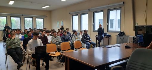 Fare impresa in un paese  a oltre 1.200 metri di altitudine:  al “Denina Pellico Rivoira” l'esperienza di Ostana e degli  “Antagonisti” di Melle