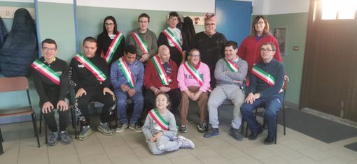 A Villanova Mondovì la festa degli auguri con i ragazzi disabili del gruppo "Ragazzi IN" e del centro diurno Sirio A Villanova Mondovì la festa degli auguri con i ragazzi disabili del gruppo "Ragazzi IN" e del centro diurno Sirio