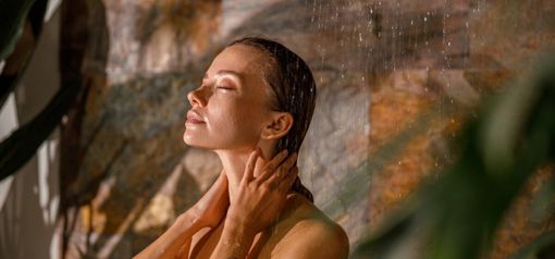 Shampoo dopo stiratura, botox e nanoplastia: cosa usare per non rovinare il trattamento Shampoo dopo stiratura, botox e nanoplastia: cosa usare per non rovinare il trattamento