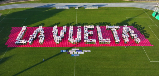 Alba, il video della performance “Yo Soy la Vuelta” è sui social della Città