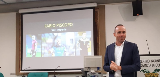 Arbitri cuneesi a lezione da Fabio Piscopo