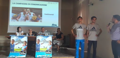 I gemelli Dematteis testimonial per lo Csea della campagna "Una raccolta differenziata da record"  durante la presentazione