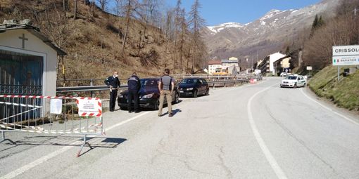 I controlli all'ingresso di Crissolo I controlli all'ingresso di Crissolo