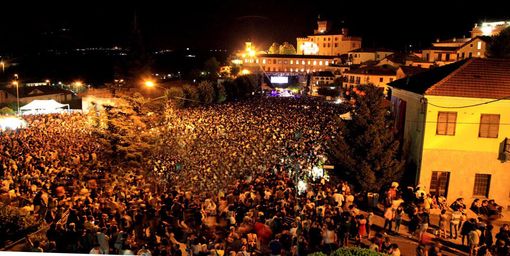 Tanti appuntamenti nel week end, ma la parte del leone spetta a “Collisioni” di Barolo Tanti appuntamenti nel week end, ma la parte del leone spetta a “Collisioni” di Barolo