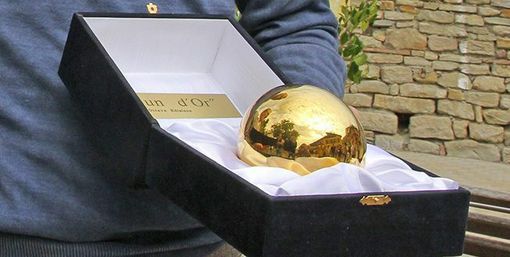 Sabato 8 novembre a Cerretto Langhe la consegna del Balun d’or 2025