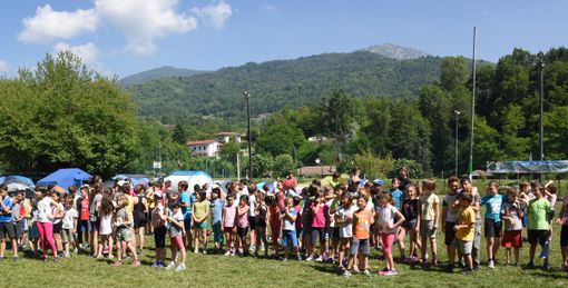 “Alpino per un giorno”, 200 bambini coinvolti nel progetto delle penne nere a Bra “Alpino per un giorno”, 200 bambini coinvolti nel progetto delle penne nere a Bra