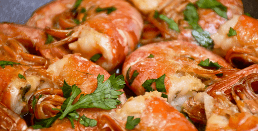 Al Wellington di Paesana due menù musicali, pesce e porchetta, per avvicinarsi al Ferragosto