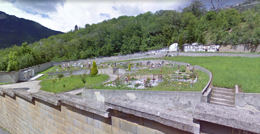 Il cimitero di Caprauna Il cimitero di Caprauna