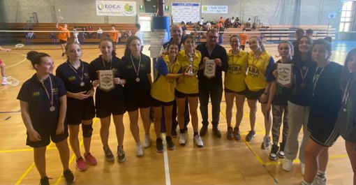 Le squadre vincitrici con l'assessore Sobrero Le squadre vincitrici con l'assessore Sobrero