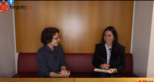 7 Minuti con Flavia Monteleone: abbiamo incontrato Alessandra Muratore, Direttrice Museo WiMu di Barolo e Coordinatrice dell'Associazione Barolo & Castles Foundation (Video) 7 Minuti con Flavia Monteleone: abbiamo incontrato Alessandra Muratore, Direttrice Museo WiMu di Barolo e Coordinatrice dell'Associazione Barolo & Castles Foundation (Video)