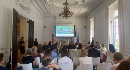 Un momento della conferenza stampa tenutasi a NY a cui è seguito il buffet per 100 ospiti organizzato dal Comune