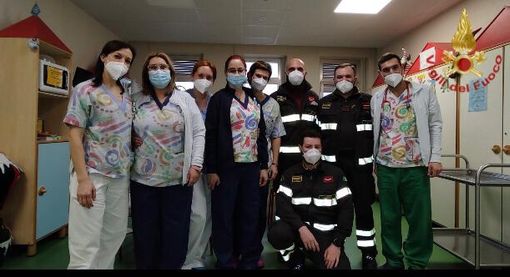 Epifania speciale alla pediatria di Savigliano grazie ai Vigili del Fuoco Epifania speciale alla pediatria di Savigliano grazie ai Vigili del Fuoco