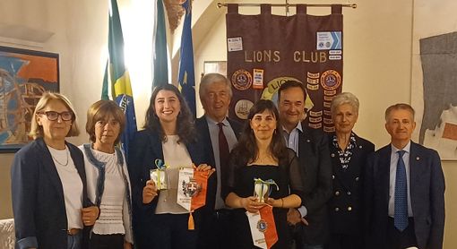 Lions Mondovì Monregalese: serata con nuovi soci e relatrici fisioterapiste sul tema dei benefici del movimento Lions Mondovì Monregalese: serata con nuovi soci e relatrici fisioterapiste sul tema dei benefici del movimento