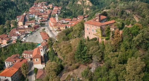 Il caldo autunno roerino dà il via alla "Sagra della castagna" a Monteu Roero Il caldo autunno roerino dà il via alla "Sagra della castagna" a Monteu Roero