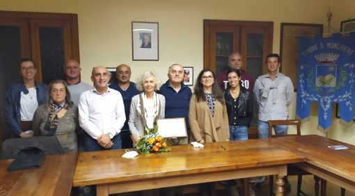 Il Consiglio comunale riunito per il saluto alla dottoressa Silvia Bolmida