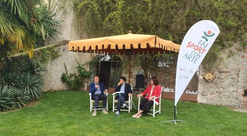 La presentazione del progetto "Fai sport... con arte" con Maurizio Damilano, Andrea Caponnetto e Silvia Cavallero La presentazione del progetto "Fai sport... con arte" con Maurizio Damilano, Andrea Caponnetto e Silvia Cavallero