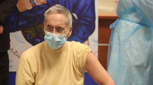 Al Carle di Cuneo un solo reparto Covid attivo, ma nessuna illusione: "I segnali non sono incoraggianti" Al Carle di Cuneo un solo reparto Covid attivo, ma nessuna illusione: "I segnali non sono incoraggianti"