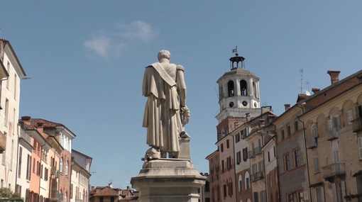 Piazza Santorre di Santa Rosa, Savigliano Piazza Santorre di Santa Rosa, Savigliano