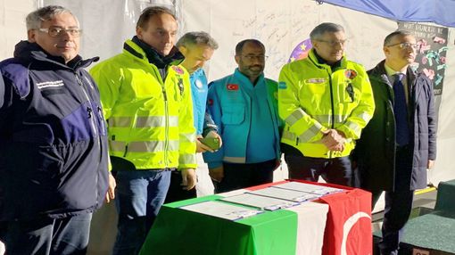 Curate circa 3 mila persone e nati 22 bambini nell'ospedale da campo donato alla Turchia [VIDEO]