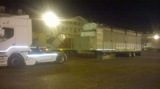 Arrivano le giostre in piazza Galimberti a Cuneo e... si prevede maltempo nel fine settimana Arrivano le giostre in piazza Galimberti a Cuneo e... si prevede maltempo nel fine settimana