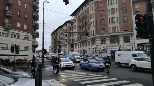 Una bomba della Seconda Guerra Mondiale emerge dal cantiere di via Nizza a Torino: in arrivo gli artificieri di Fossano [VIDEO]