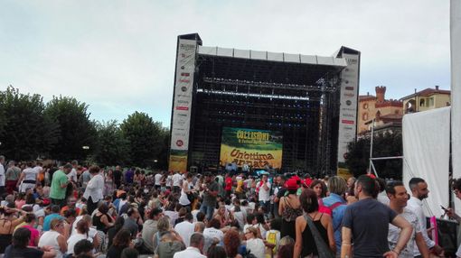 "Code, sicurezza, navette e costi": archiviato il sabato di Collisioni 2017, non senza qualche polemica