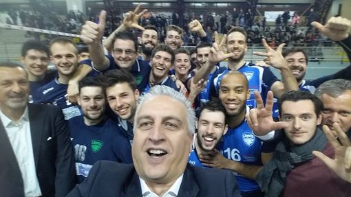 Senza Roberts la BAM VBC Mondovì crolla a Cantù: al "PalaParini" finisce 3-0 (Guarda la gallery)