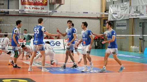 Volley maschile A3: Savigliano cala nel finale, Bologna passa al tie-break Volley maschile A3: Savigliano cala nel finale, Bologna passa al tie-break
