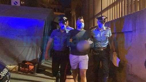 Aggressione a sprangate a Imperia, giostraio 33enne residente nel cuneese fermato per tentato omicidio