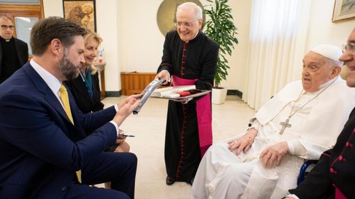 L'incontro di ieri  tra Papa Francesco e JD Vance (foto Vatican News)