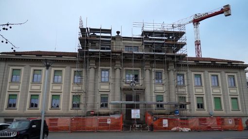 L'ospedale Carle di Cuneo L'ospedale Carle di Cuneo